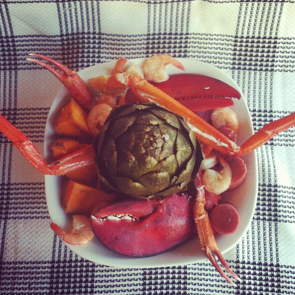 Lobster and Crab Seafood Boil | Plaid and Paleo