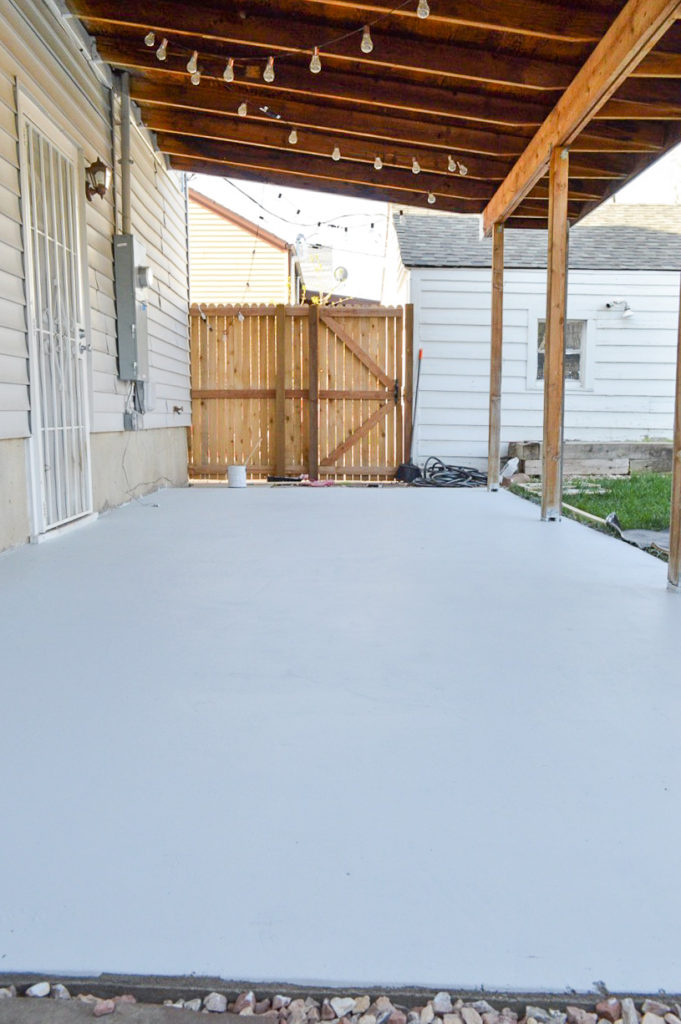 How To Stencil an Existing Concrete Patio. Take your old patio and turn it into a piece of art by painting it!